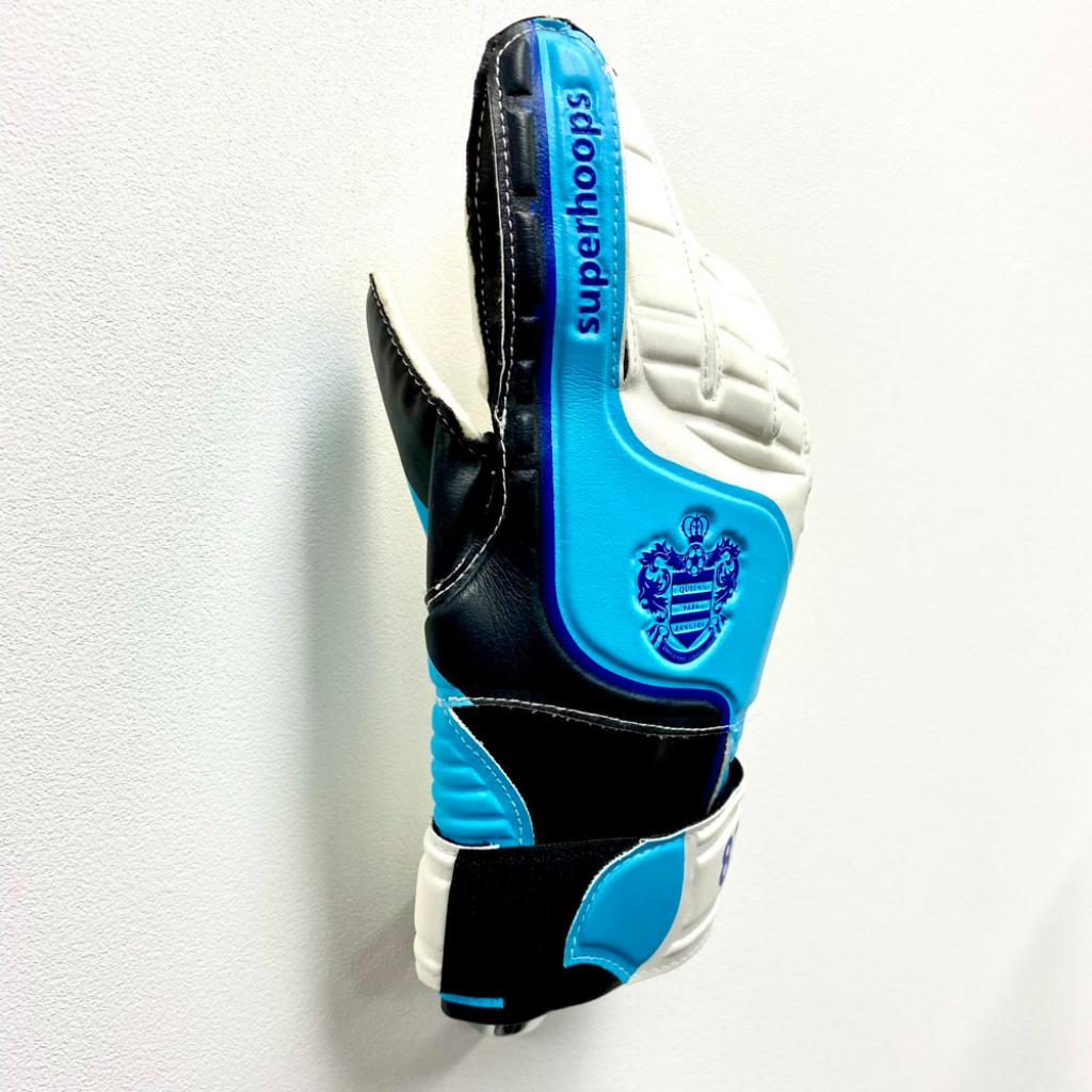 Goalkeeper Glove Wall Stand – additional product view